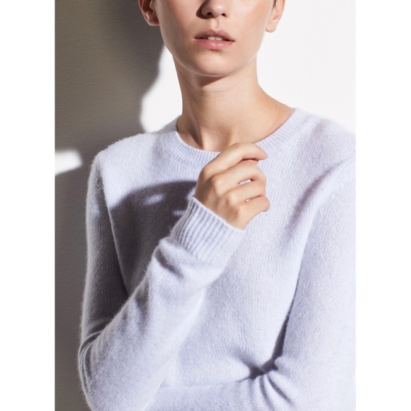 Vince Seam Front Cashmere Crew Sweater / Size XS / Heather Powder Blue NWT - Picture 2 of 8